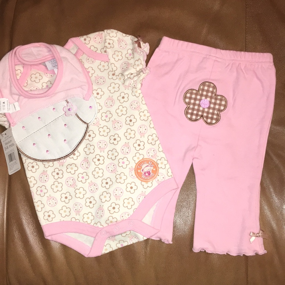 Baby by bon bébé 3-piece set: bodysuit/onesie, bib & pants for baby girl 3-6 mo